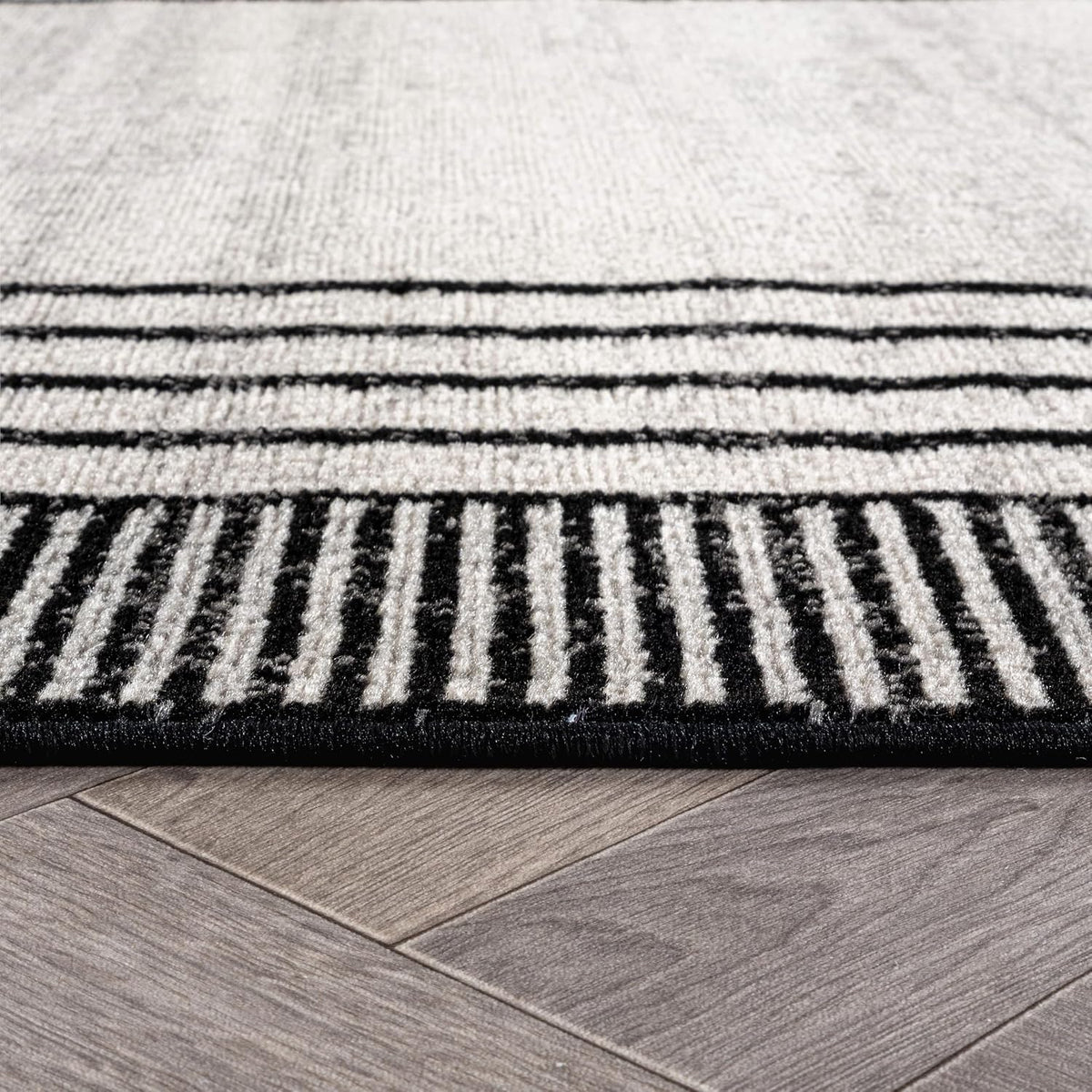 Geometric Bordered Area Rug Cream 5' x 7'