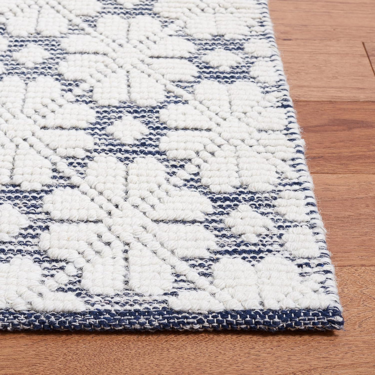 2'3"x8' Ivory & Navy Hand‑made Wool Runner Rug